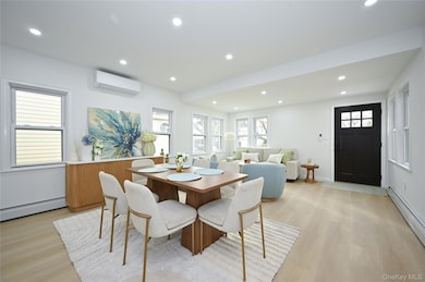 60-43 Wetherole St, Elmhurst, NY 11373 - photo 4