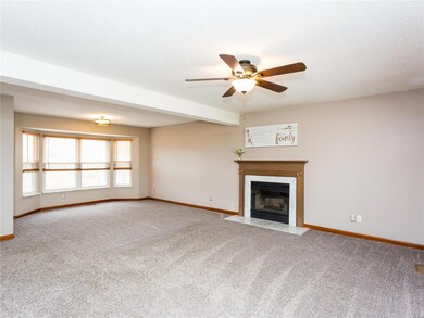 Spacious Great Room With Bay Windows & Update Ligh