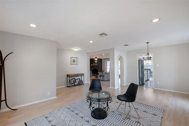 4123 Littleberry Rd, Houston, TX 77088 - photo 5