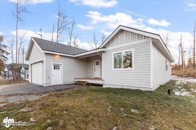 02-FRONT EXTERIOR_WLA_IMG_5