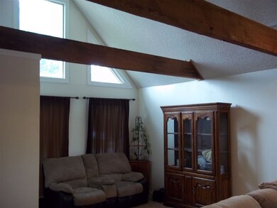 Great room, vaulted ceilings, beams