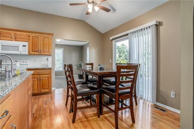 1704 Red Barn Rd, Raymore, MO 64083 - photo 5