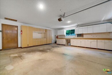 2020 S Caliente Dr, Palm Springs, CA 92264 - photo 4