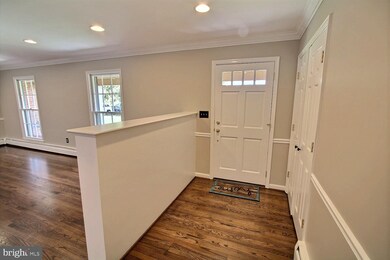 26204 Rudale Dr, Clarksburg, MD 20871 - photo 7