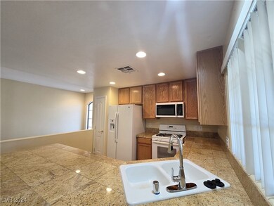 5415 Crimson Crest Place unit 204, Las Vegas, NV 89149 - photo 6