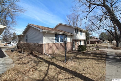 506 W 1st St, Wilber, NE 68465 - photo 5