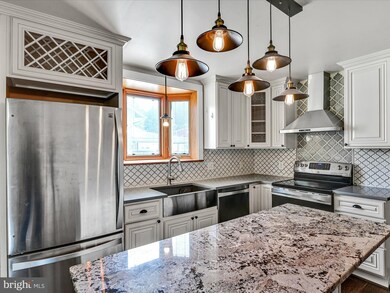 1017 Park Dr, Tamaqua, PA 18252 - photo 3