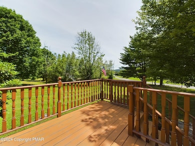 238 Switzgable Dr, Brodheadsville, PA 18322 - photo 6