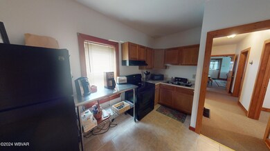 2128 W 4th St, Williamsport, PA 17701 - photo 4