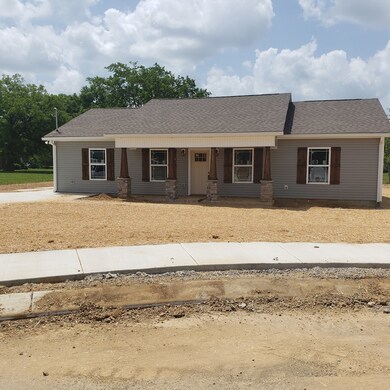 114 E Bomar Ct, Shelbyville, TN 37160 - photo 3