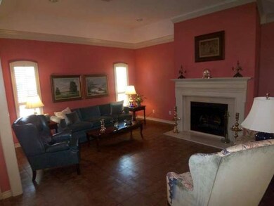 414 414 Brighton Ct, Tyler, TX 75701 - photo 3