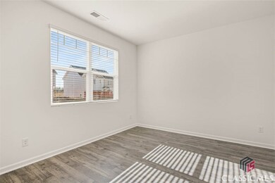 351 Daurian Dr unit 215, Statham, GA 30666 - photo 5