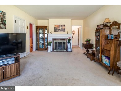 225 Salford Ave, Lansdale, PA 19446 - photo 6