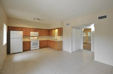 unlisted-address, Tucson, AZ 85719 - photo 3