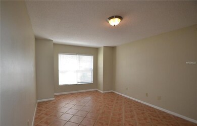 8147 Wellsmere Cir unit 1, Orlando, FL 32835 - photo 4