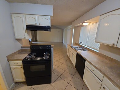 4814 Algernon Dr, Spring, TX 77373 - photo 3