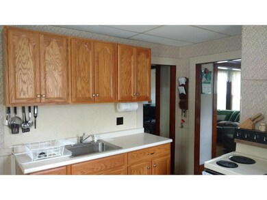 606 State St, Portsmouth, NH 03801 - photo 4