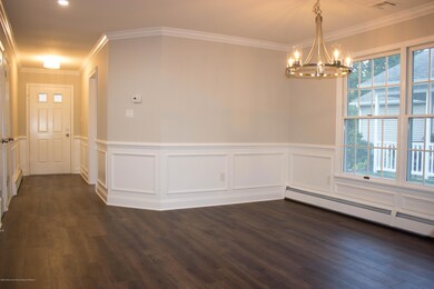 1569Alpen_diningroom