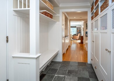 217 Edgewater Dr, Needham, MA 02492 - photo 5