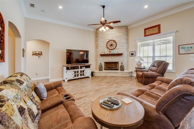 121 Cynthia Ann Parker Ln, Weatherford, TX 76087 - photo 5