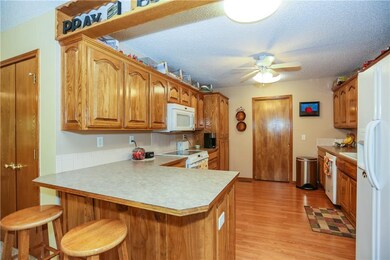 12 Lonsdale Dr, Bella Vista, AR 72715 - photo 6