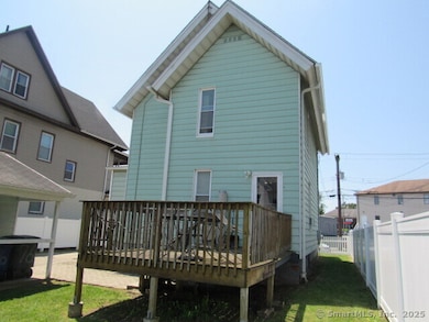76 Porter St, Bridgeport, CT 06606 - photo 2