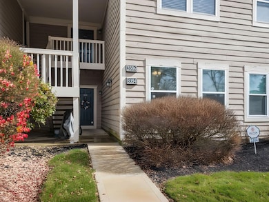 3384 Smiley Rd, Columbus, OH 43221 - photo 4