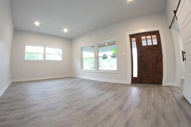 701 W Morgan St, Denison, TX 75020 - photo 6