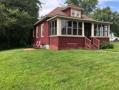 8 Myrtle St, Gill, MA 01354 - photo 3