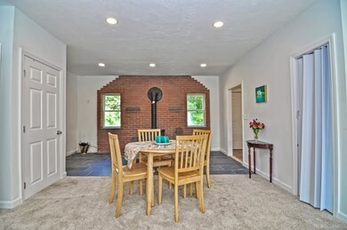 54 Lakeshore Dr, Hopkinton, MA 01748 - photo 7