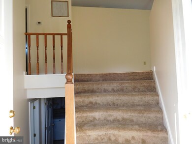 11500 Hampstead Dr, Fredericksburg, VA 22407 - photo 2