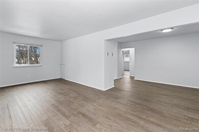 4345 Crooks Rd unit 26, Royal Oak, MI 48073 - photo 7