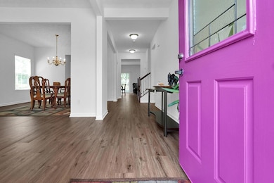 5-web-or-mls-7909-melrue-ct