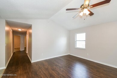 4148 Davie Ct, Jacksonville, FL 32210 - photo 3