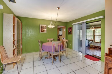 6-Dining Area