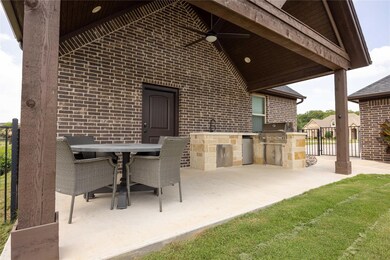 3916 Upper Lake Cir, Granbury, TX 76049 - photo 7