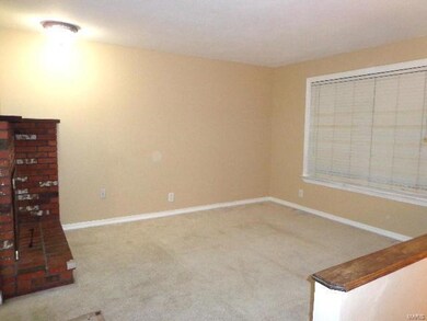 Large picture window also in the living room.
