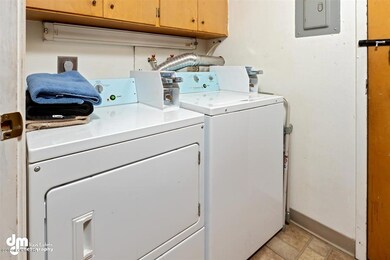 17-Laundry-ELKO6024