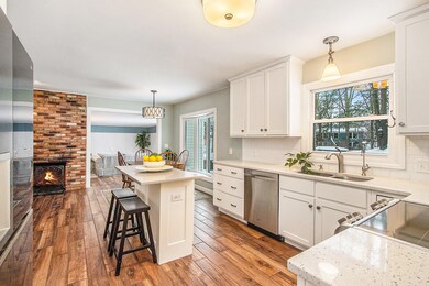 350 Horseshoe Ct, Plainwell, MI 49080 - photo 3