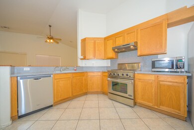 8430 N Sayante Way, Tucson, AZ 85743 - photo 3