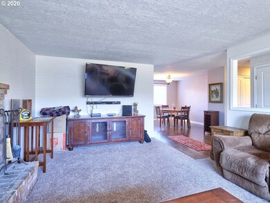 17342 SE 82nd Dr, Clackamas, OR 97015 - photo 4