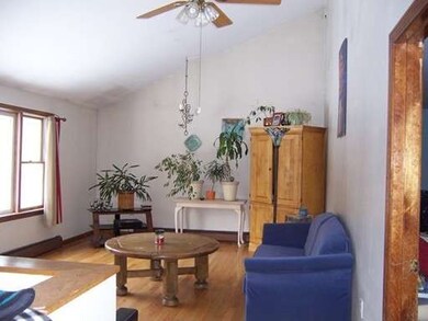 182 King St, Groveland, MA 01834 - photo 3