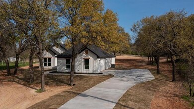 350 Faye Ln, Springtown, TX 76082 - photo 3