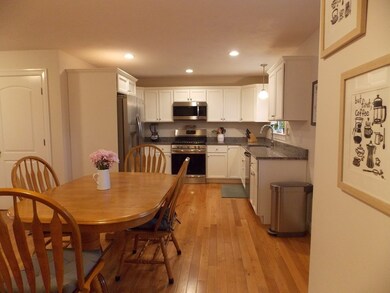 136 Beaver St unit 136, Milford, MA 01757 - photo 5