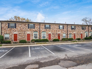 006_92dc_A 2569 Olde Hill 008