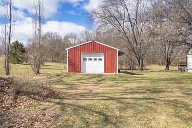 421 N Rogers Rd, Coloma, WI 54930 - photo 3