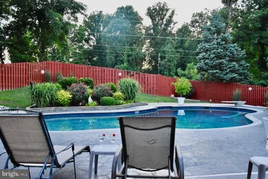 13706 Gallic Ct, Bowie, MD 20720 - photo 3