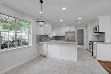 13802 Kingsride Ln, Houston, TX 77079 - photo 3