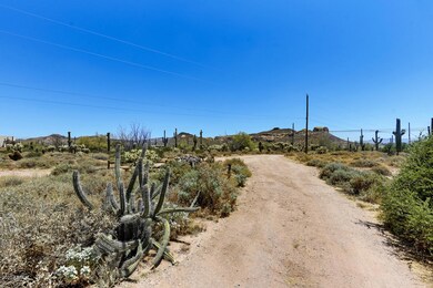 4780-North-Tomahawk-Road-3
