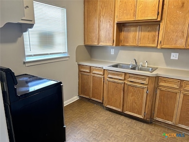 807 Northside Dr, Killeen, TX 76541 - photo 6